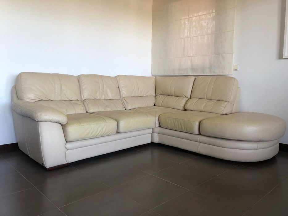 Sofa de canto em pele