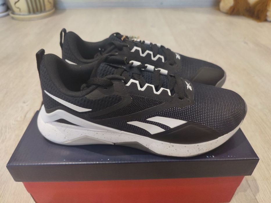 Розпродаж!!!Розпродаж жіночі кросівки оригінал Reebok Nanoflex TR 2.0