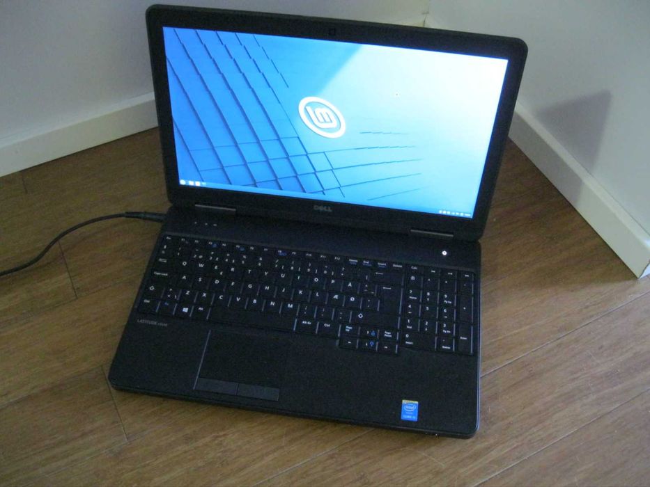 Laptop Dell E5540 i5 ram 8gb 15,6 FullHD zadbany