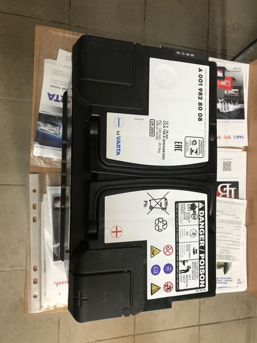 AGM  12V 70AH Акамулятор