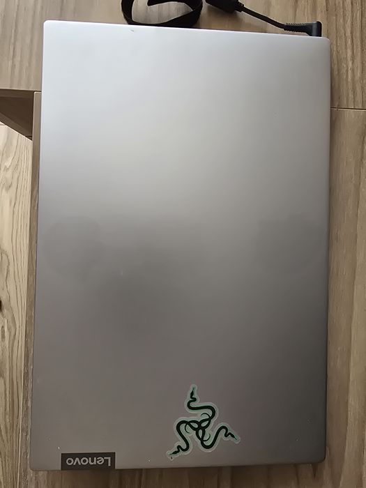 Lenovo IdeaPad S340-15IWL / i5-8265U / 12GB / SSD 256GB / Full HD