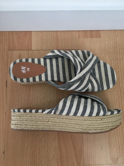 Klapki na platformie H&M 39