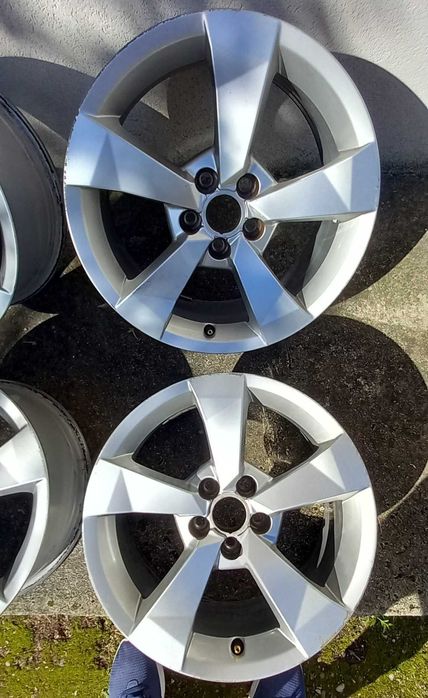 Jantes originais Audi + pneus