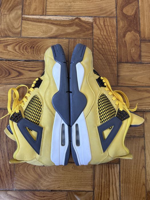 Jordan 4 lightning EU44