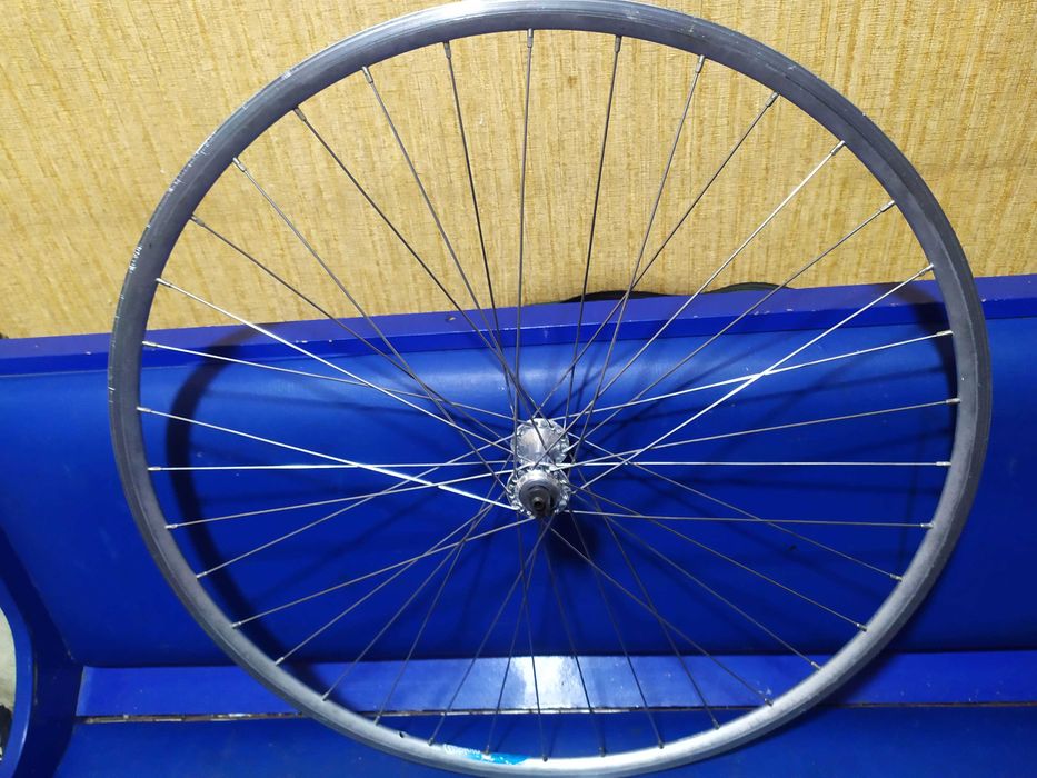 Колесо 28, Shimano Exage, обод Rigida перед