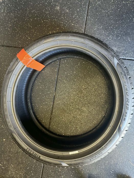 225/40/19 PIRELLI P ZERO 93W pojedyńcza!!!