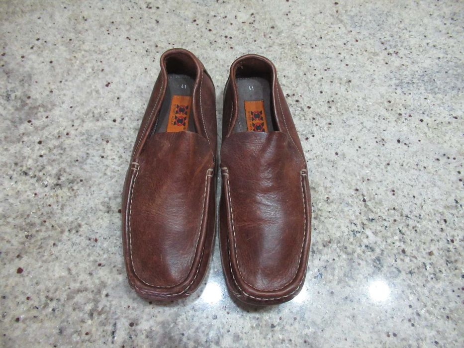 Sapatos Mocassins 42/43 castanhos em pele