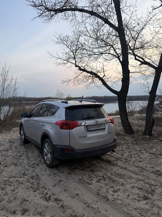 Toyota rav 4 2015