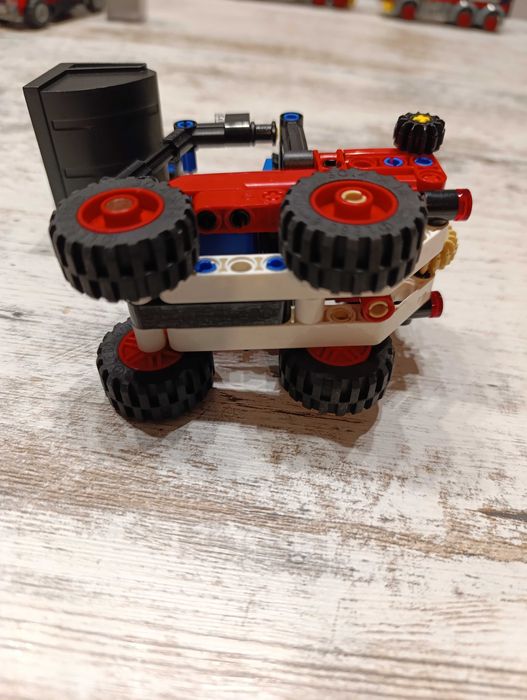 Lego 42116 Skid Steer Loader (Technic) Miniładowarka