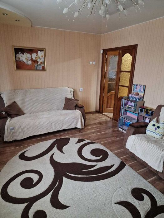 продаж 3к.кв м.  з капітальним ремонтом , м.Шепетівка. Держпрограми так