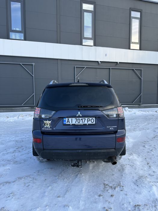 Mitsubishi Outlander XL 2008. Газ/Бензин 2.4