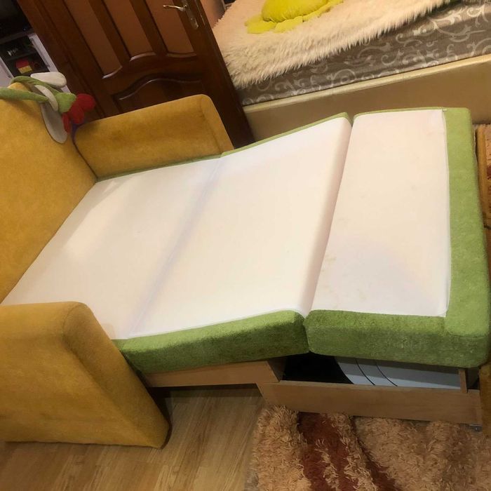 Продам дитячий диван.