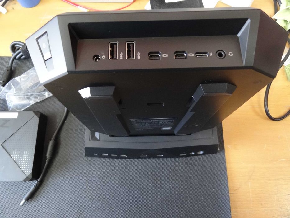 HP Z VR Backpack G2 Unit i7-8850H RTX 2080 8Gb 32Gb 1TB NVMe