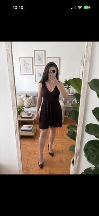 Rozkloszowana sukienka H&M wesele impreza