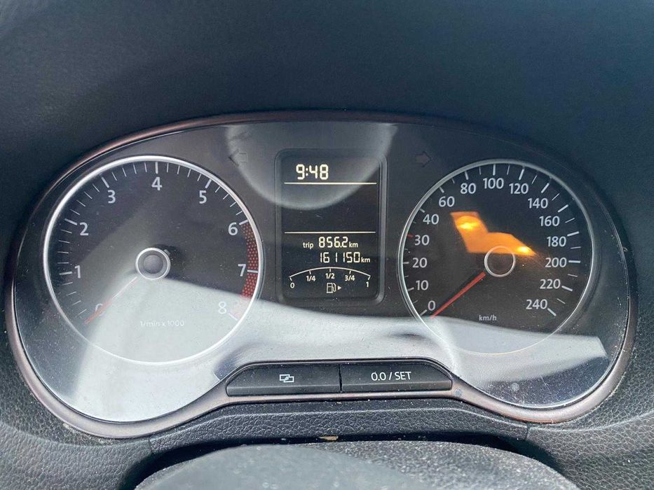 polo 1.4 benzyna 161 tys km klimA