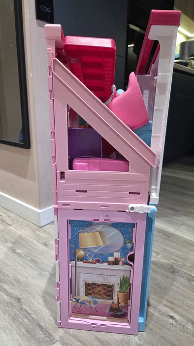 Продам будинок для barbie