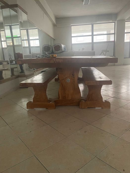 Mesa de Cozinha em Castanho