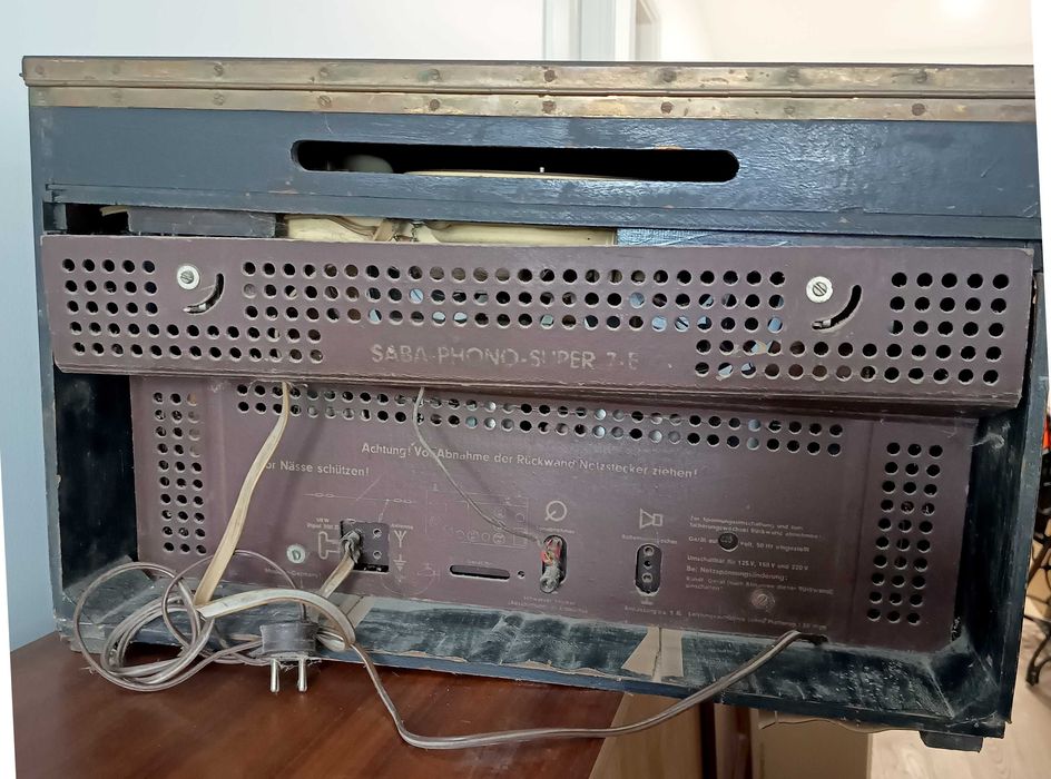 Telefonia vintage Saba Phono-Super 7-E