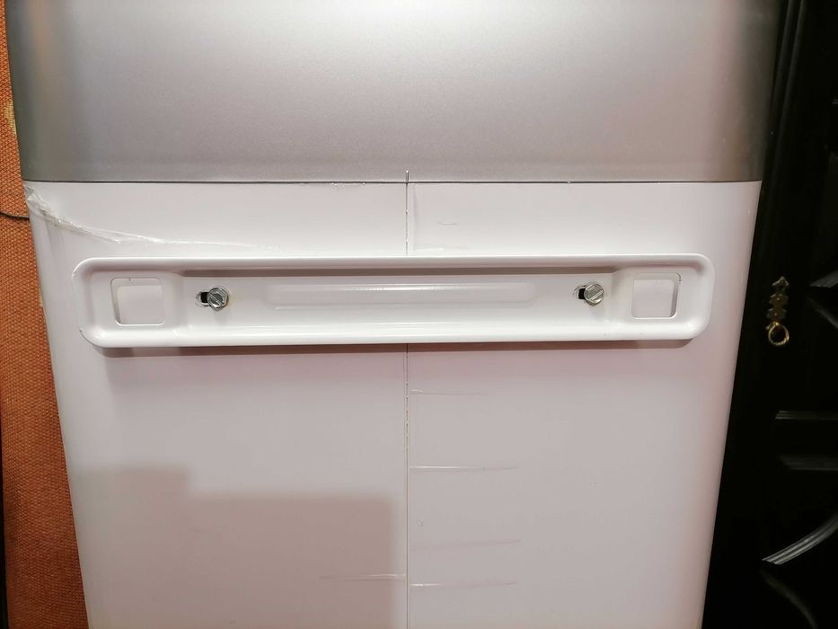 Suporte de instalação para Termoacumulador Ariston VLS evo 100 es eu