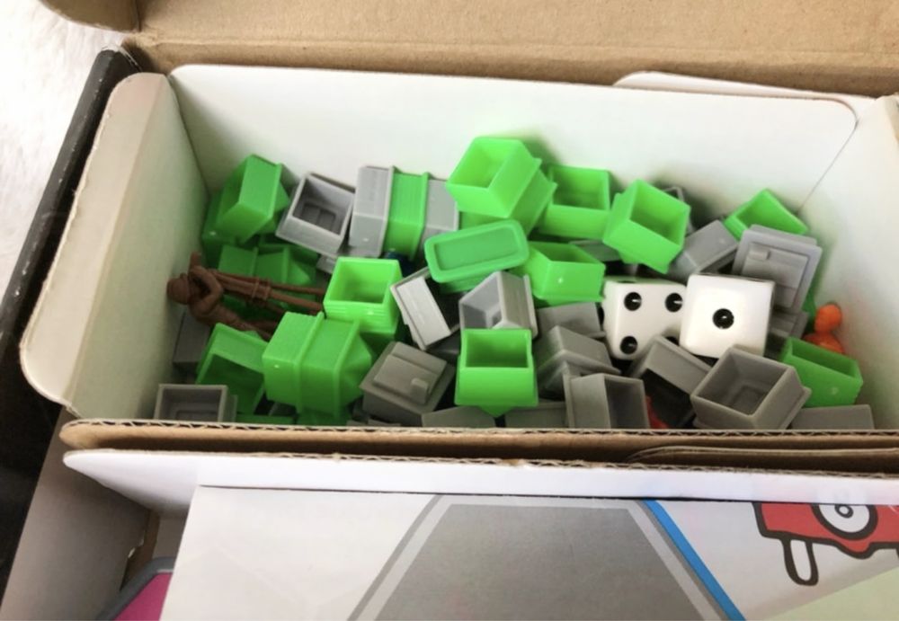 Gra Monopoly. 2-6 graczy