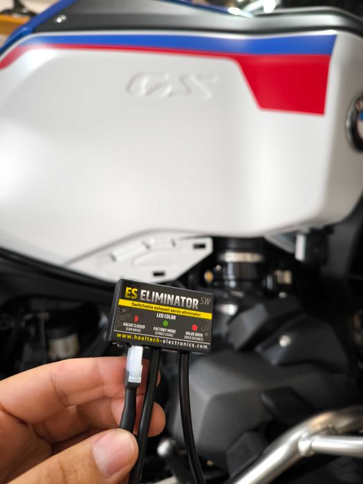 CONTROLADOR/EMULADOR DA VÁLVULA DE ESCAPE HEALTECH Modelos BMW