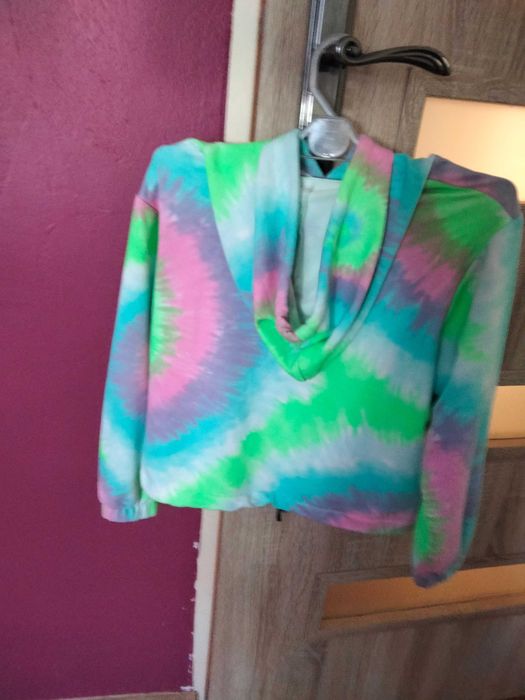 Kolorowa bluza dziewczęca