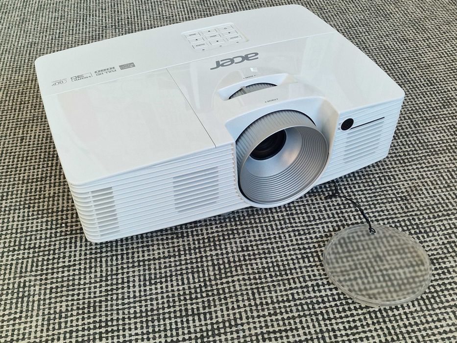 Projektor Acer H6517BD (full HD, DLP)