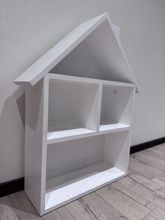 Półka/domek drewniany biały
