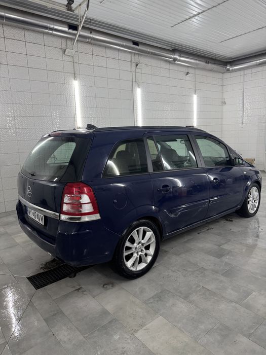 Продам Opel ZAFIRA 1.9 дизель, Автомат (Aisin, 6 ст.) 17 диски, 2009р.