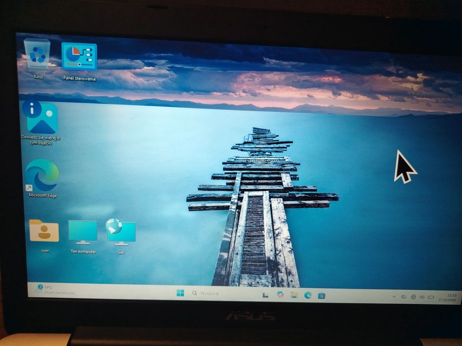 Asus R556L zadbany
