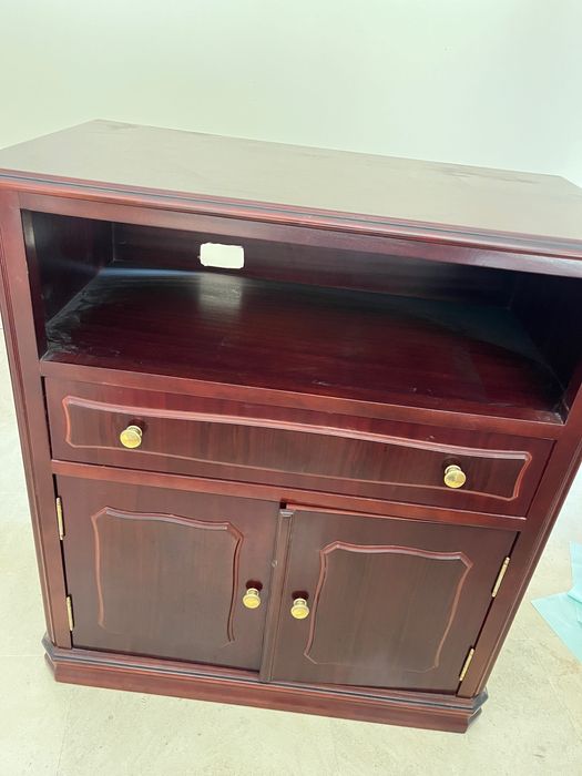 Móvel TV com gaveta