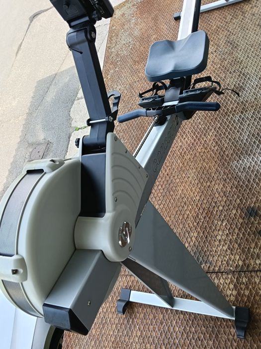 Wioślarz powietrzny Concept2 pm4 model E