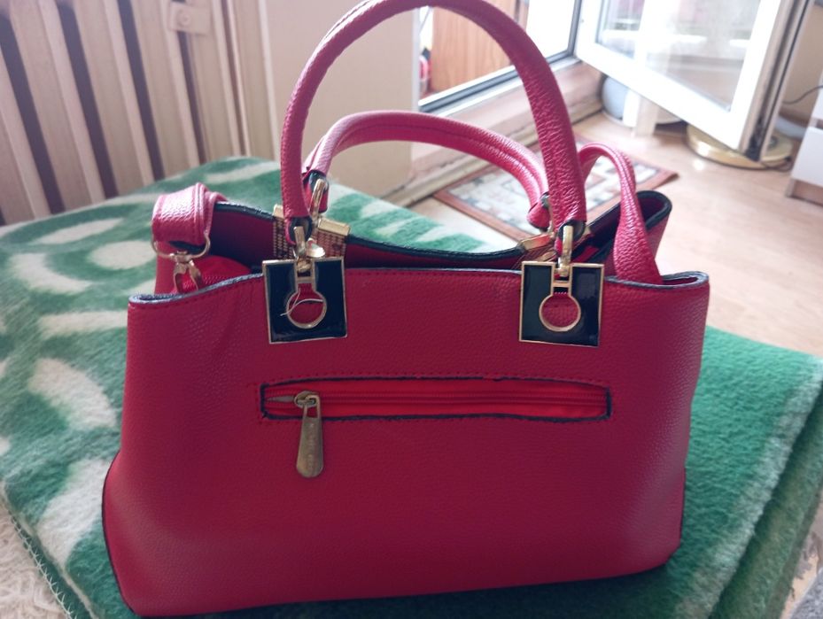 Damska torebka czerwona