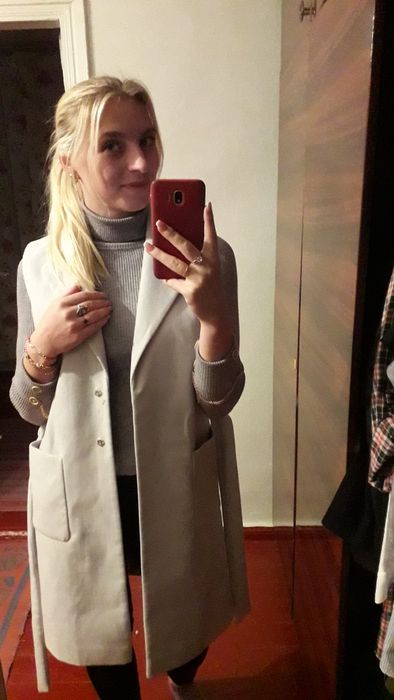 Продам пальто . Розмір 46-48