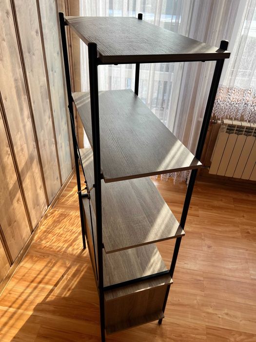 półka regał loftowy dąb metalowy czarny wysoki 4 półki drzwi przesuwne