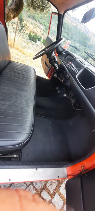 Peugeot 404 caixa aberta