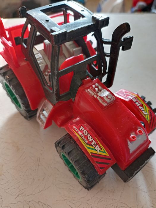 Игрушка вертолет бубен биз ,трактор