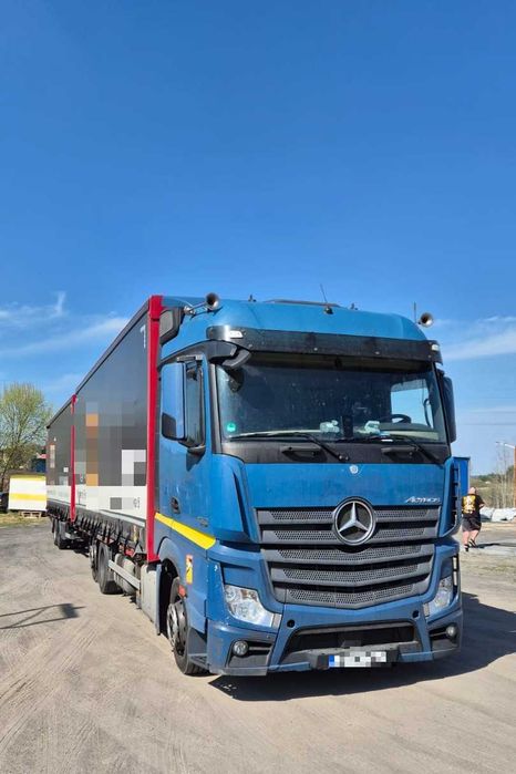 Mercedes Actros MP 4 Tandem 2x7,7 m BDF +Wózek widłowy