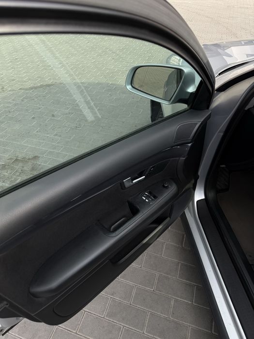 Продам Audi a4 2002