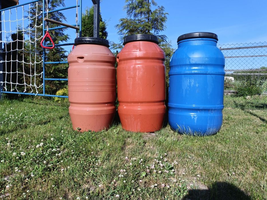 Beczki plastikowe 220l. Mauzer.tunel foliowy