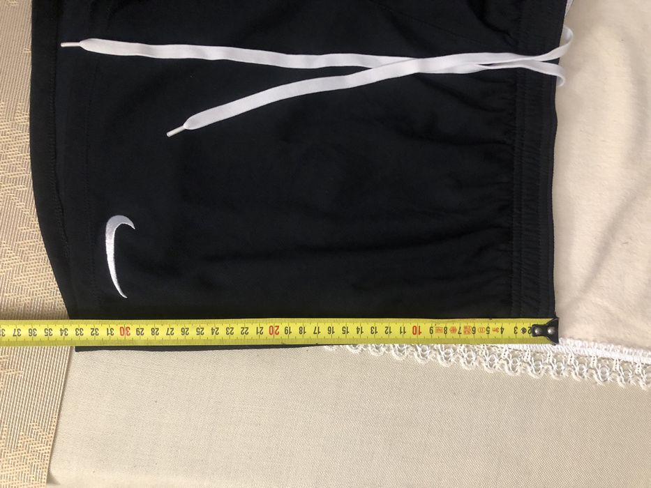Spodenki sportowe nike L