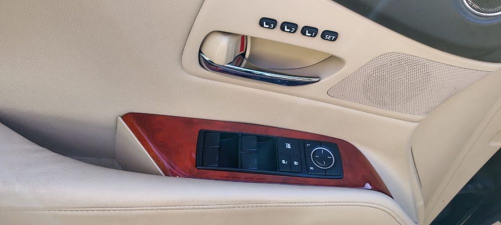 Продам Лексус RX350