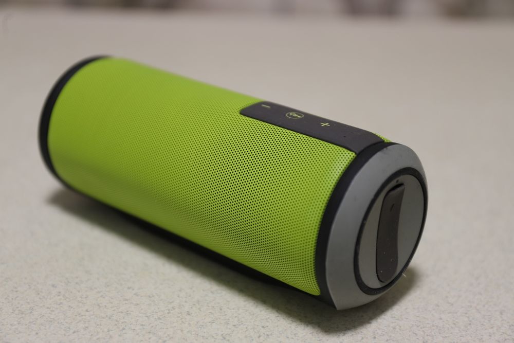 Swiss+one BX 400 блютуз колонка