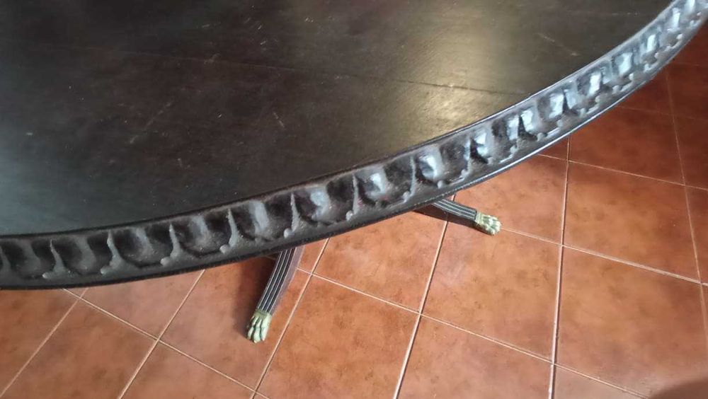 Casa de jantar madeiras nobres africanas