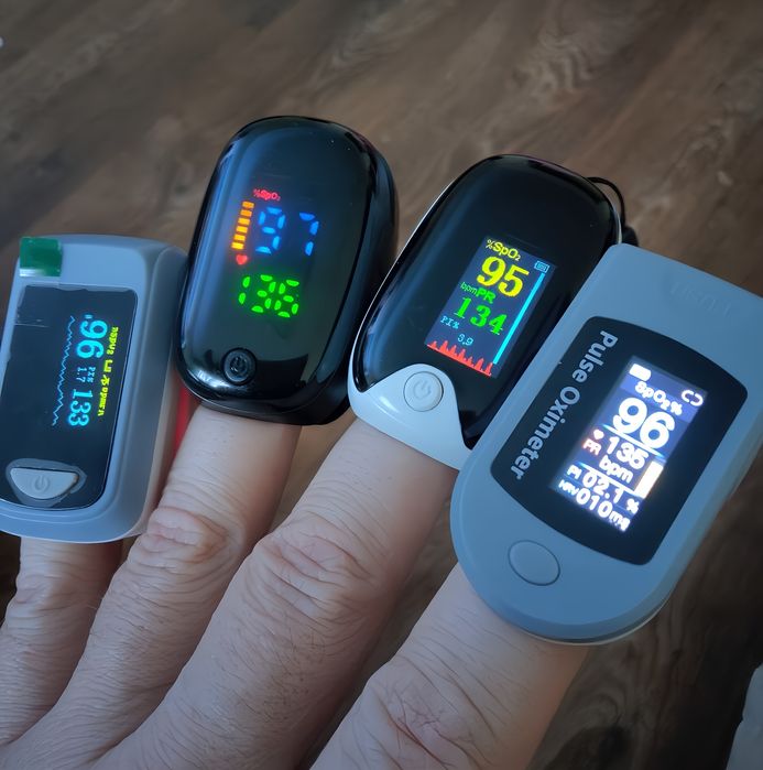 Супер пульсоксиметры 3 модели с  определением разных типов аритмий .