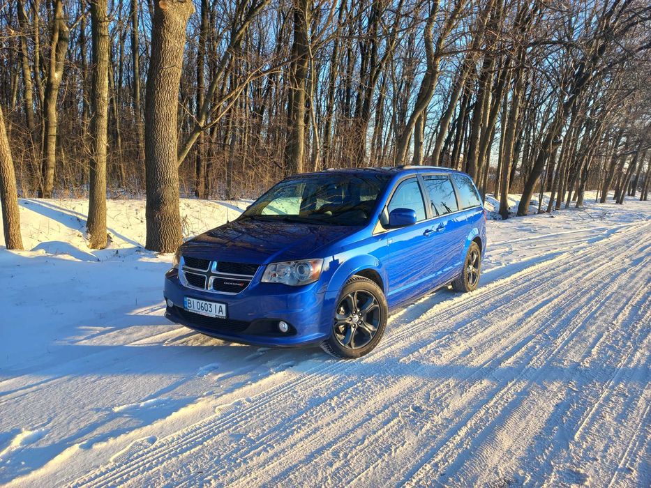 Dodge Grand Caravan 5  2019 р. GT CREW SXT + Мінівен 7 місць