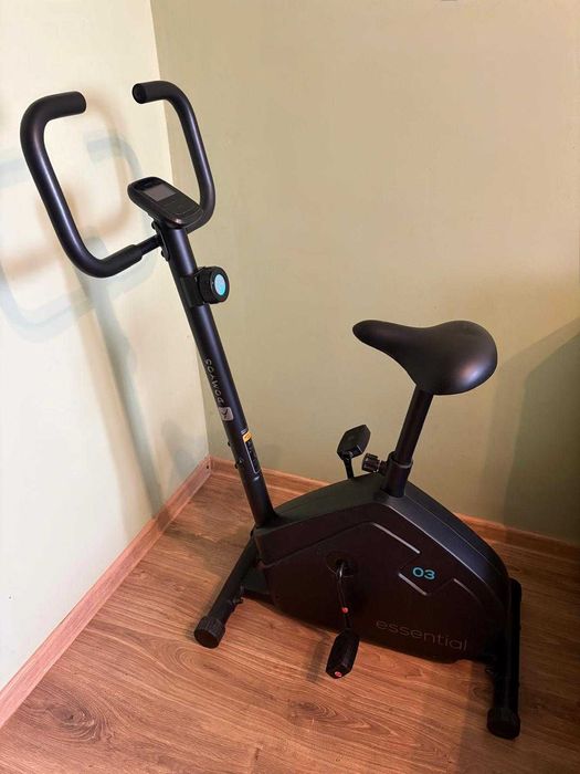 Rower stacjonarny Domyos Essential 03 – Zadbanany, Stan BDB