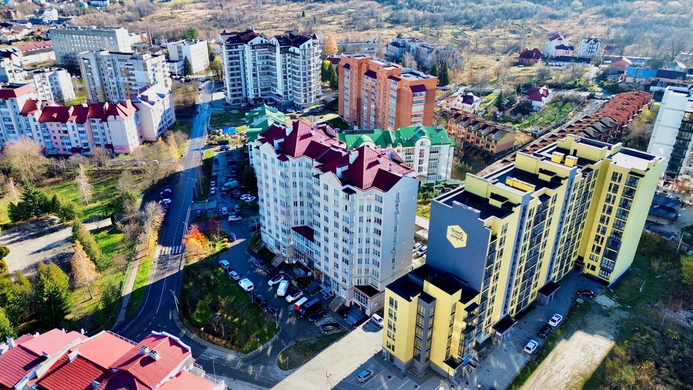 178,9 м² у Трускавці за 590 $/м² — квартира-пентхаус з можливістю поділу
