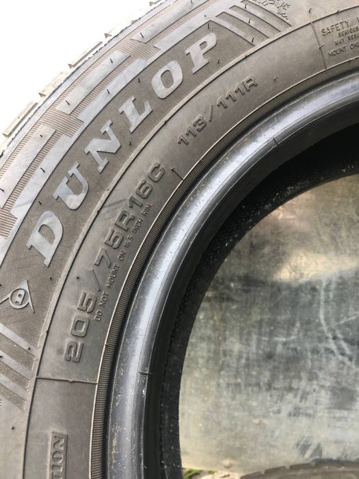 Dunlop 205/75 r16c