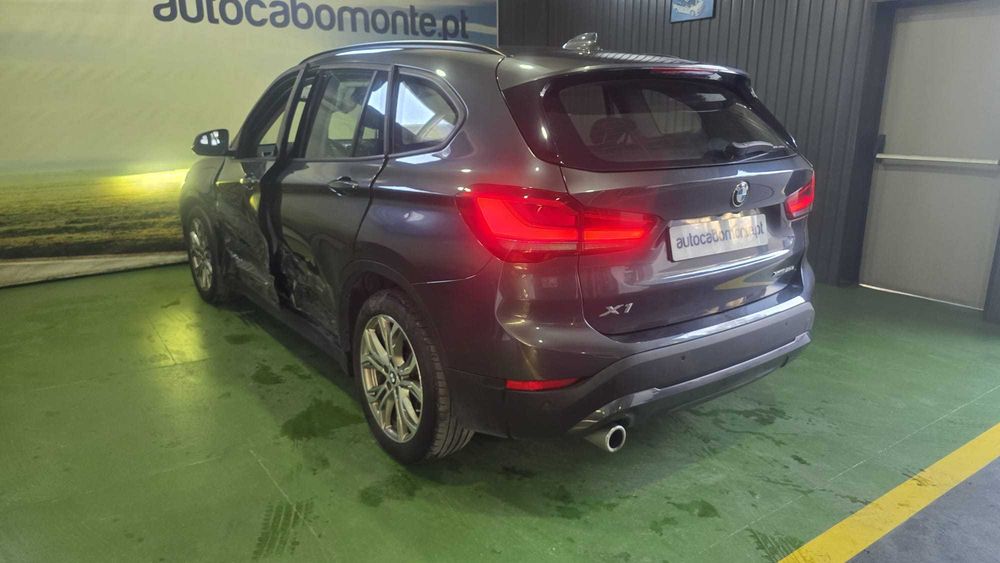 BMW X1 XDrive 25e - Salvado